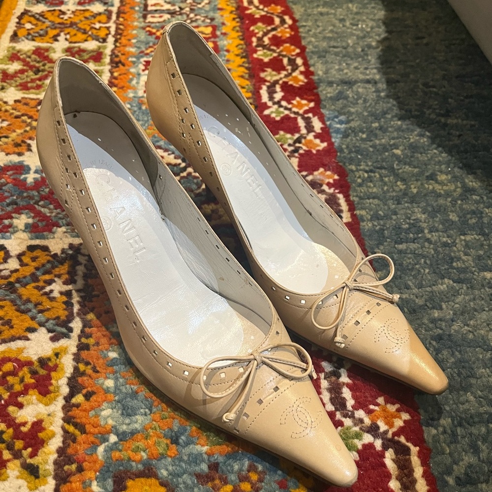 vintage chanel heels